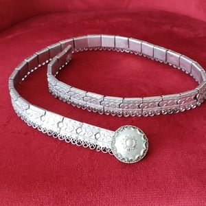 Metal retro style belt